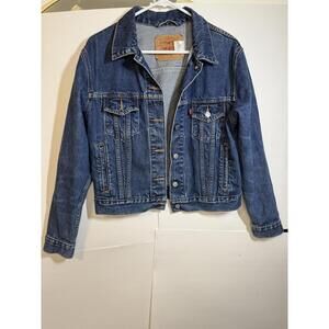 Levi’s Trucker Jean Jacket Medium | Vintage Style Distressed Denim | Classic Fit